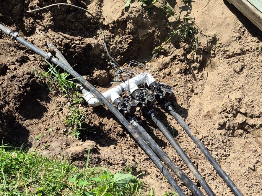 Irrigation valve manifold exposed during a valve replacement